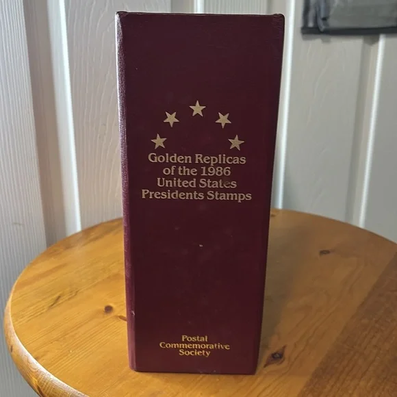 Vintage Golden Replicas of 1986 US Presidents Stamps Album - Picture 4 of 9